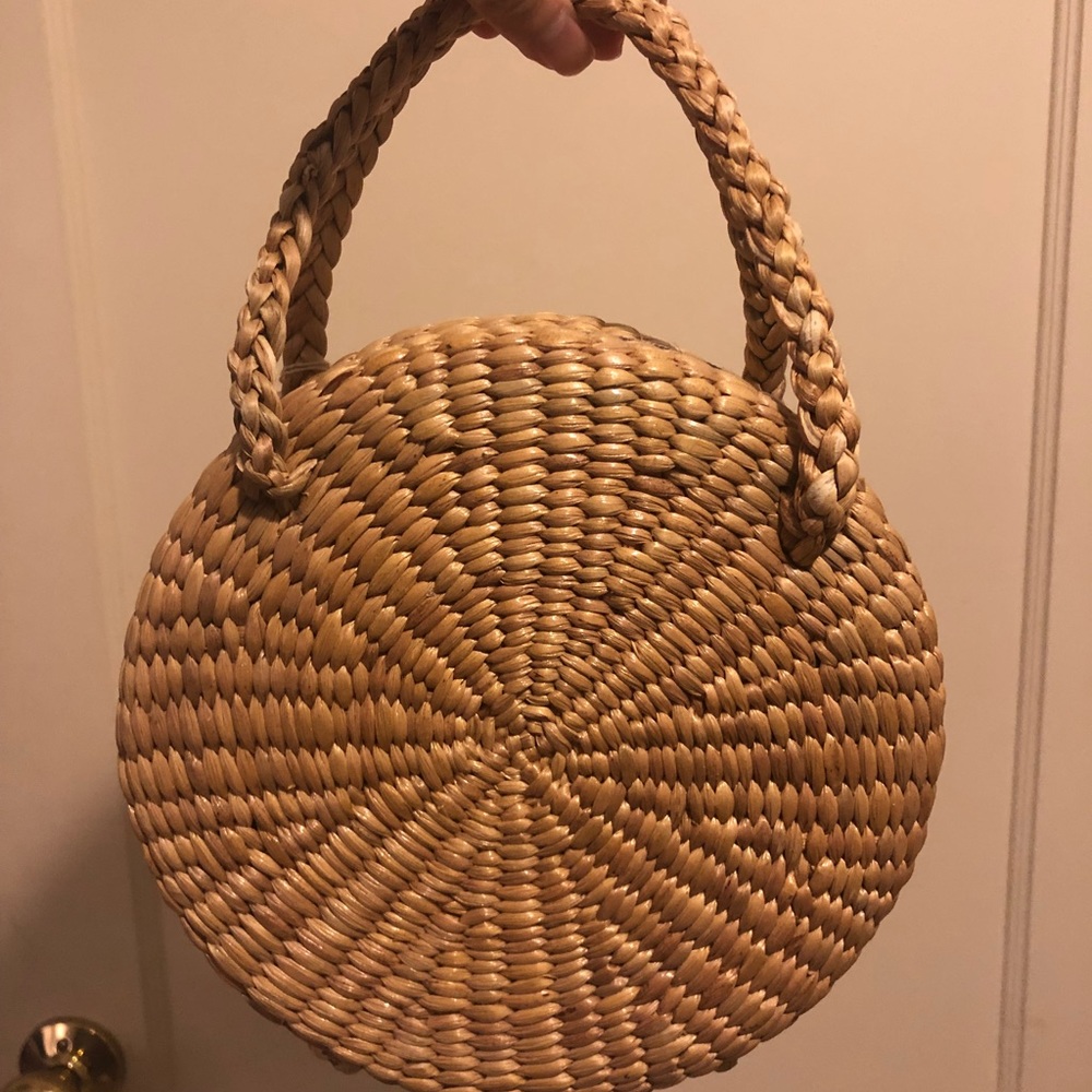 Round Straw bag